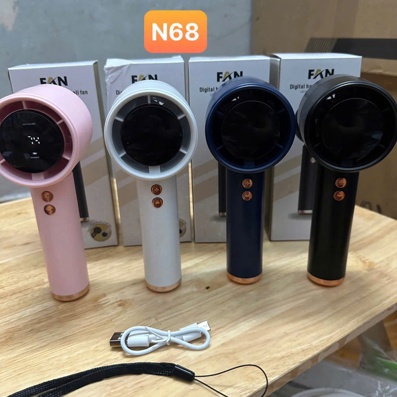 Quạt sạc cầm tay N68